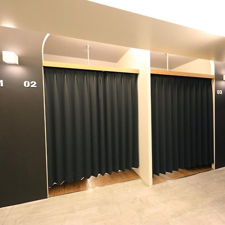 Fon-Su Bed&Breakfast Osaka Bagian luar foto