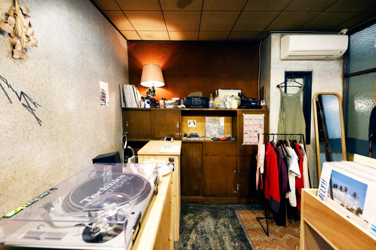 Fon-Su Bed&Breakfast Osaka Bagian luar foto